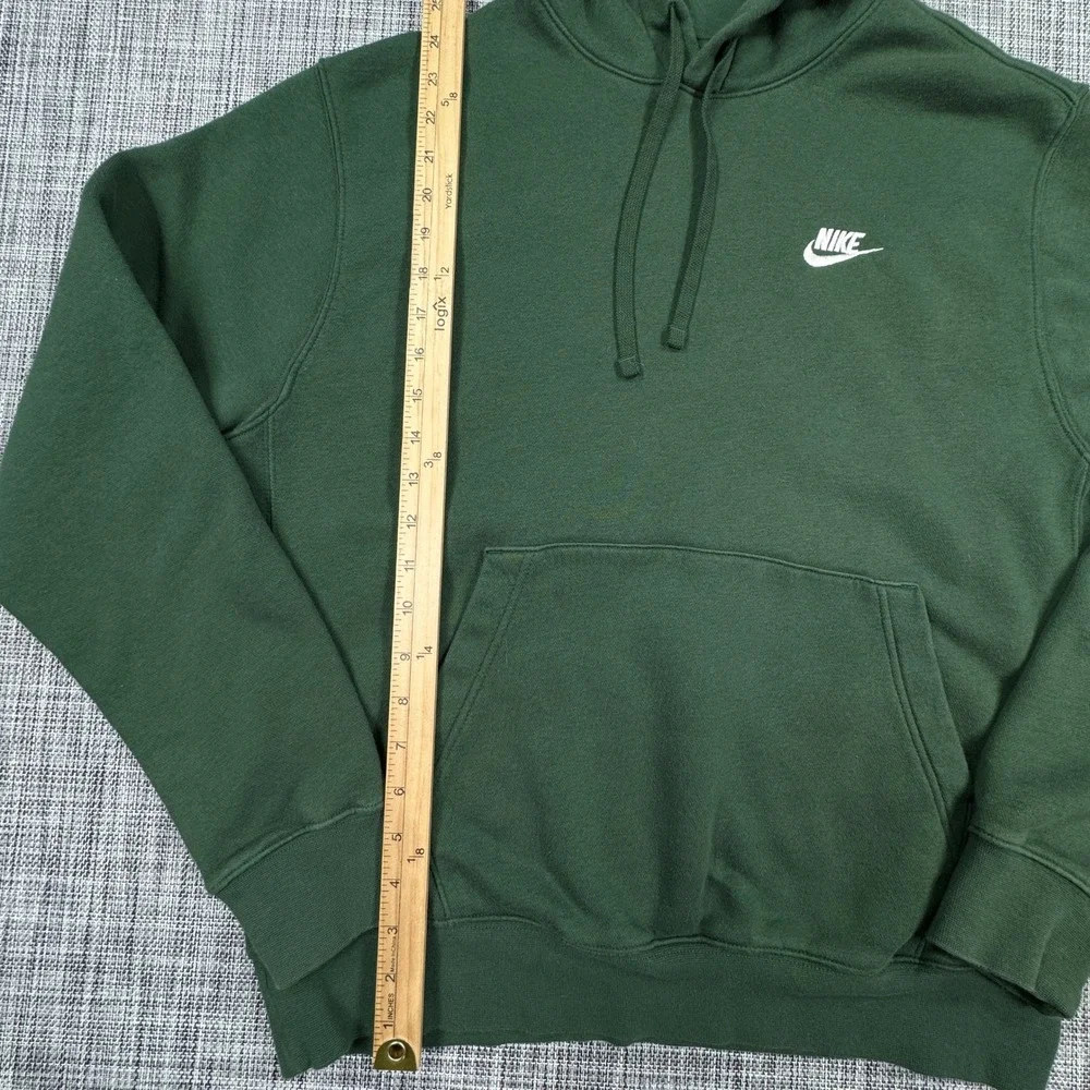 Nike Club Fleece Hoodie Mens Medium Green Cotton Blend Pullover Swoosh Logo